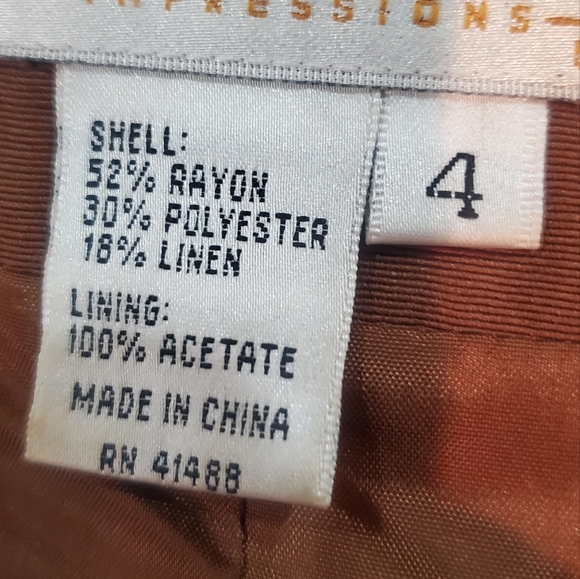 Suit- jacket and skirts- two pieces by Apart - Picture 5 of 9